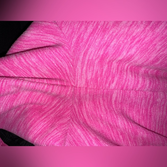 Puma Kids Vibrant Pink and Black Hoodie Girls M 10/12 - Picture 4 of 13